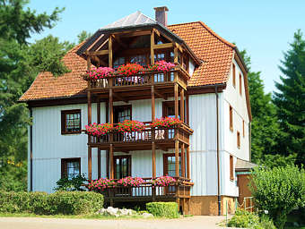 Bild-Galerie: ums Haus